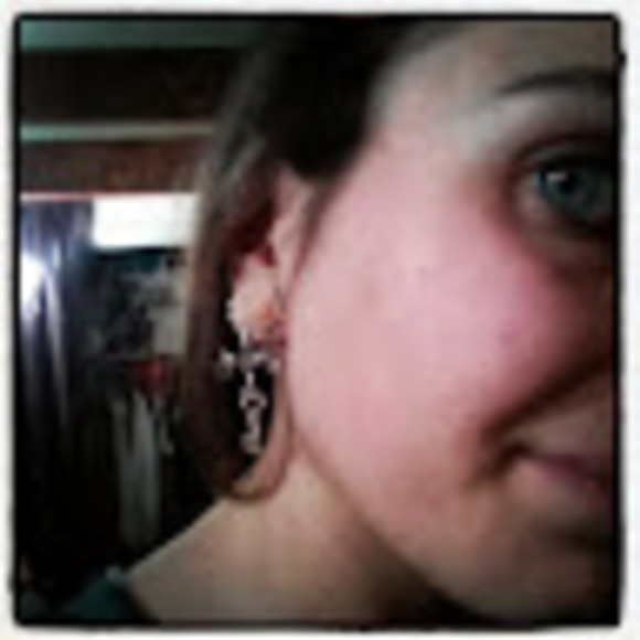 Meet your Posher, Delphine - Picture 1 of 1